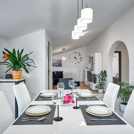 New Apartman Luma Pula City Center Apartment Pula